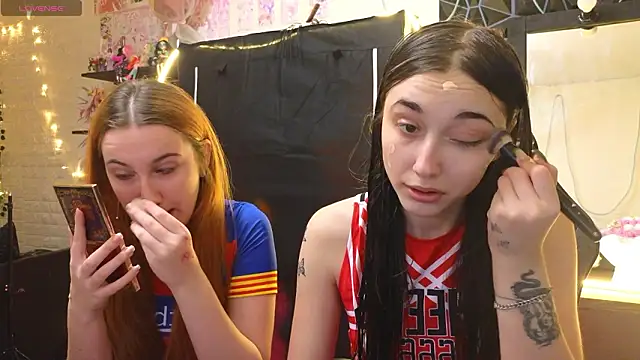 sunny luna online show from March 7, 2026, 4:15 pm