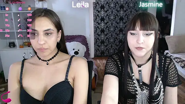 JasmineAdamss online show from April 10, 2026, 11:15 am
