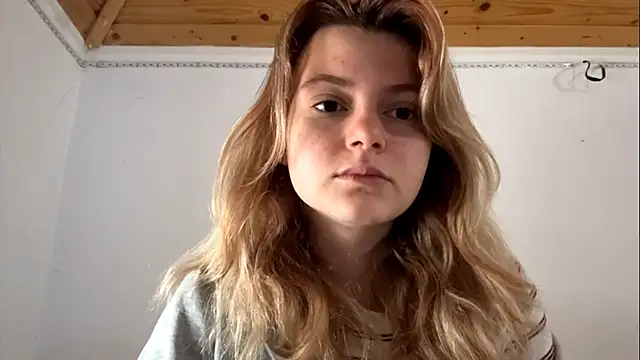 AlanaPostell online show from November 30, 2025, 10:08 am