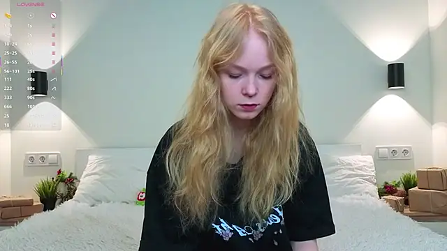 Snapshot of GhisllaineWestler chatting on February 12, 2026, 4:18 am GhisllaineWestler online show from February 12, 2026, 4:18 am