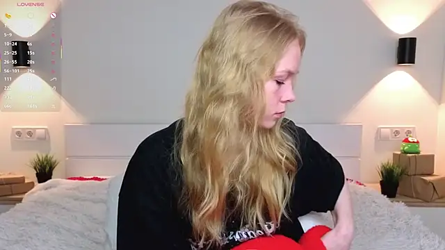 Snapshot of GhisllaineWestler chatting on March 3, 2026, 4:40 am GhisllaineWestler online show from March 3, 2026, 4:40 am