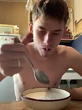 FreeRich online show from January 11, 2026, 4:06 am