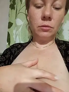 romashka56 online show from December 3, 2025, 8:07 pm