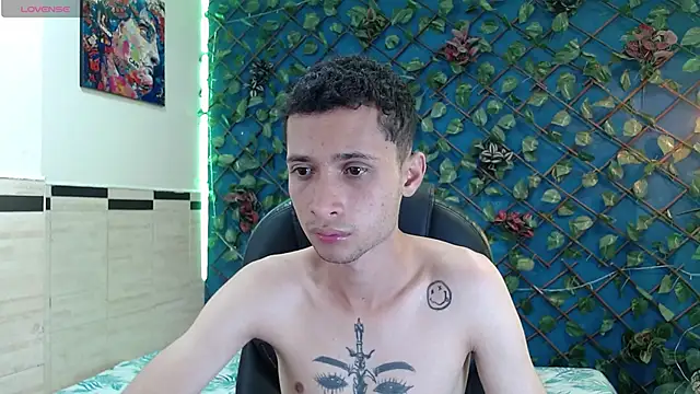 LucassSmith11 online show from April 19, 2026, 8:02 am