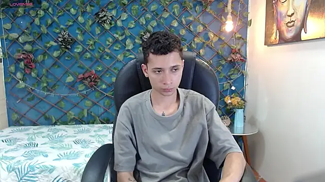 LucassSmith11 online show from April 20, 2026, 7:04 pm