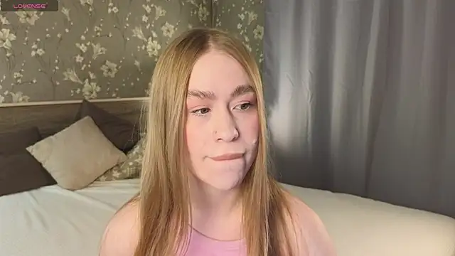 Lolly Kittyy online show from December 1, 2025, 1:05 pm