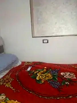 Snapshot of lolotheone chatting on April 6, 2026, 7:48 pm lolotheone online show from April 6, 2026, 7:48 pm