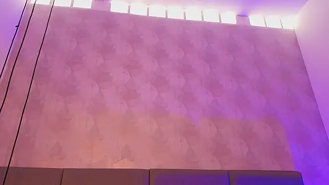 Emily luve online show from March 7, 2026, 7:33 pm