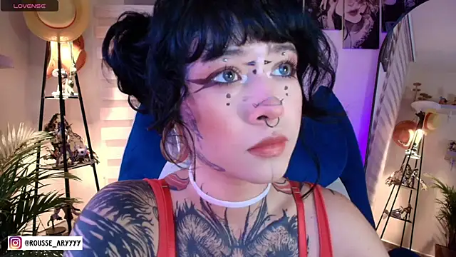 AryRousse online show from June 13, 2026, 3:37 am