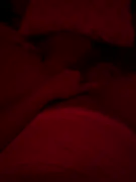 casalbombom19 online show from November 29, 2025, 4:48 am