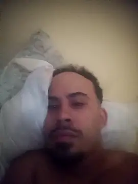 Snapshot of Rodrigues99 chatting on February 14, 2026, 6:37 pm Rodrigues99 online show from February 14, 2026, 6:37 pm