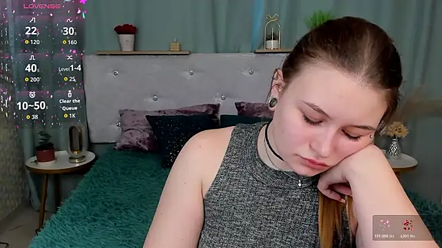 MilanaXHoney online show from February 20, 2026, 6:26 am