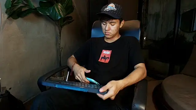 isaac grimm online show from March 1, 2026, 3:19 am