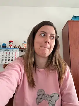 Sareyxon online show from April 5, 2026, 1:08 pm