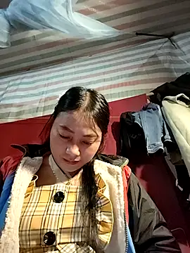 XUANMAI2525 online show from December 5, 2025, 1:31 pm