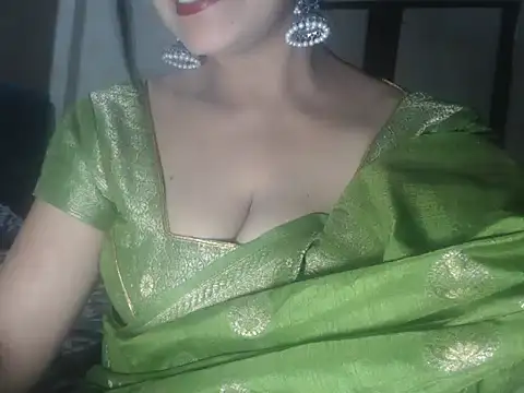 Hotronita123 online show from April 20, 2026, 5:59 pm