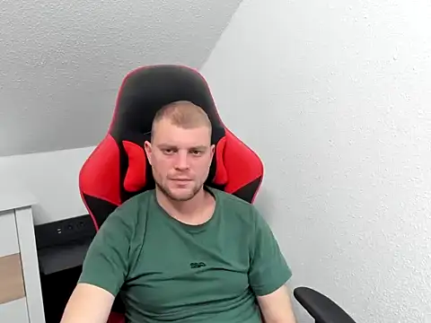 ladny92 online show from February 15, 2026, 5:31 pm