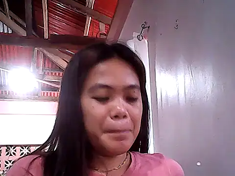 sweetruby95 online show from December 4, 2025, 2:21 am