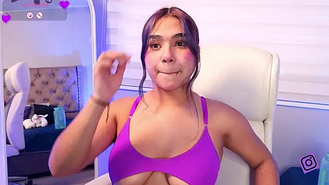 Mylarossi online show from April 21, 2026, 8:23 pm