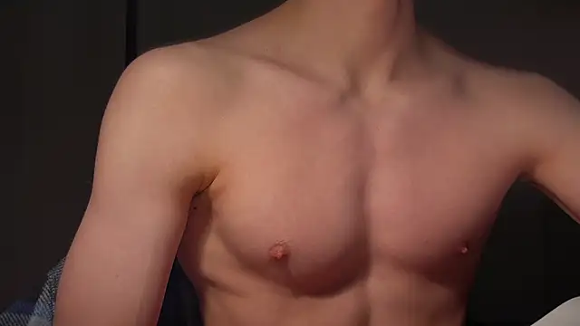 PaulHZ69 online show from December 2, 2025, 3:07 pm