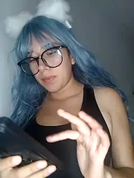 RoxieHart05 online show from February 21, 2026, 3:07 am