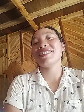 Snapshot of Evelyn-n chatting on June 24, 2026, 9:52 am Evelyn-n online show from June 24, 2026, 9:52 am