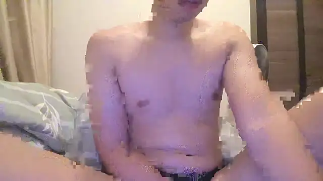 HKBOY0001 online show from December 2, 2025, 11:37 am