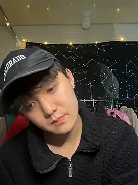 SuYu6688 online show from December 4, 2025, 3:10 pm