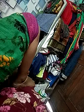 deshi bhabi Anita online show from February 5, 2026, 8:41 am