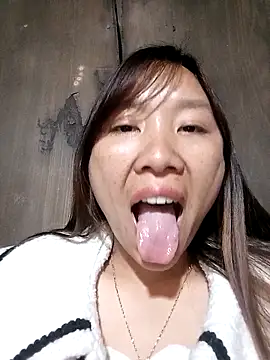 Minsssa20 online show from February 23, 2026, 10:12 am