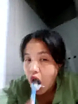 Pretty-haert online show from April 20, 2026, 1:58 pm