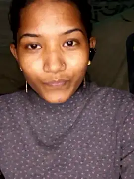 Hot Mira01 online show from December 3, 2025, 6:39 pm