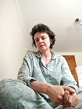 Snapshot of Amy01112 chatting on May 18, 2026, 10:54 am Amy01112 online show from May 18, 2026, 10:54 am