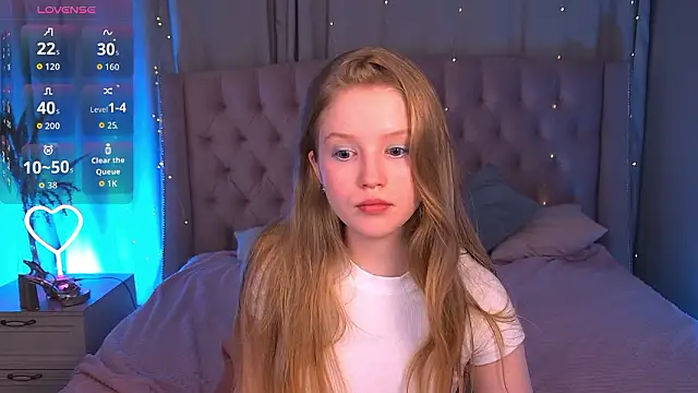 LilianHoward online show from March 19, 2026, 12:31 pm