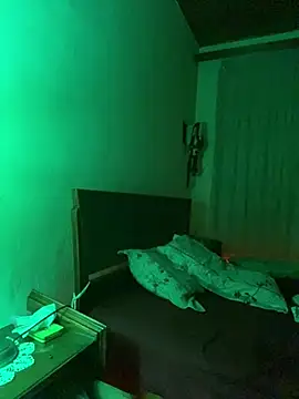 Petebulimia online show from April 5, 2026, 8:00 am