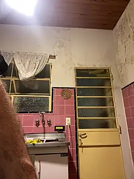 Petebulimia online show from April 21, 2026, 3:02 am