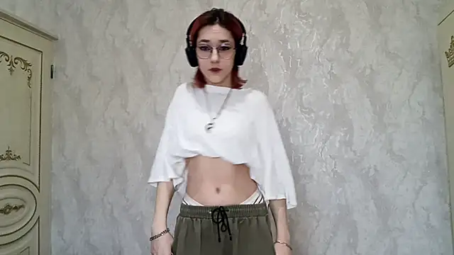 LinaWatter online show from December 5, 2025, 11:30 am