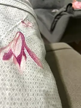 OooJoaoi online show from November 30, 2025, 7:51 pm