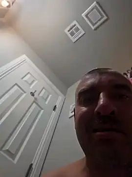 kockkloud online show from December 1, 2025, 10:37 pm