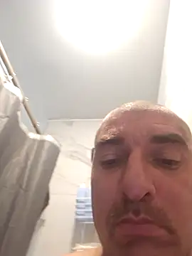 kockkloud online show from December 5, 2025, 8:12 am