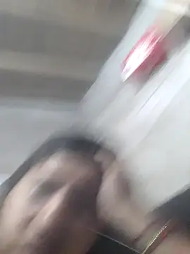 Estefanny Lolyy online show from December 18, 2025, 5:02 am