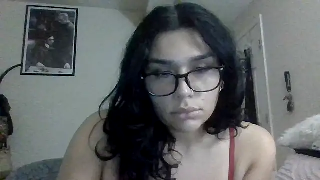 lunabellaX0 online show from December 5, 2025, 12:52 am