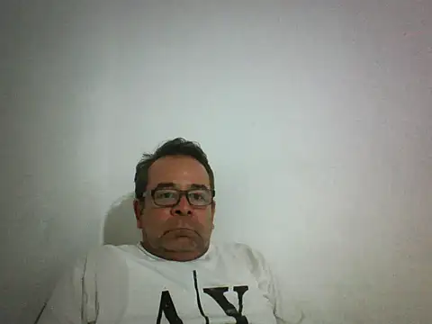 Riatarica69 online show from December 1, 2025, 1:05 pm