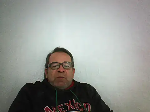 Riatarica69 online show from December 2, 2025, 2:17 am