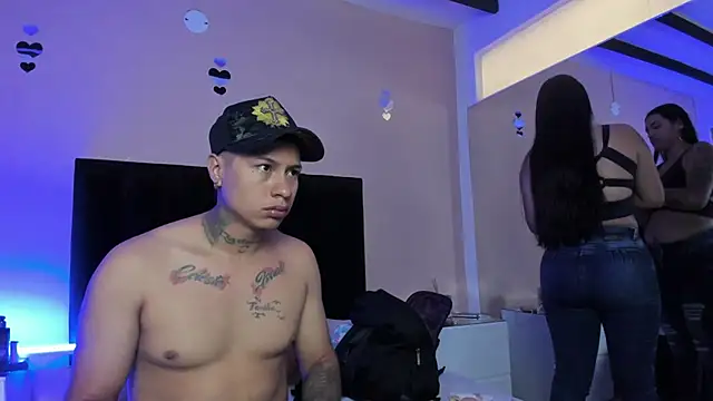 kaylaa sex online show from March 24, 2026, 12:54 pm