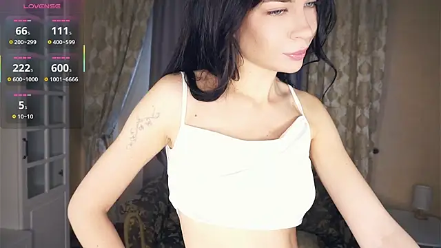 ElliRusk online show from December 23, 2025, 6:44 am