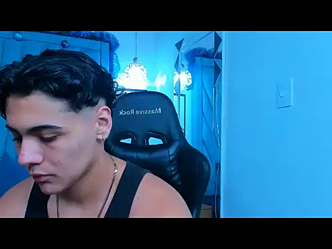 chris de la fonde online show from December 4, 2025, 12:03 pm