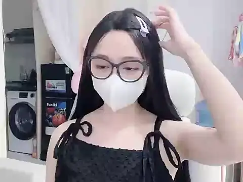 Snapshot of Yuyu-baobei chatting on May 6, 2026, 3:06 pm Yuyu-baobei online show from May 6, 2026, 3:06 pm