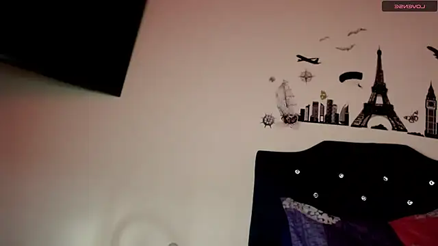 MisNicol online show from December 22, 2025, 9:34 pm