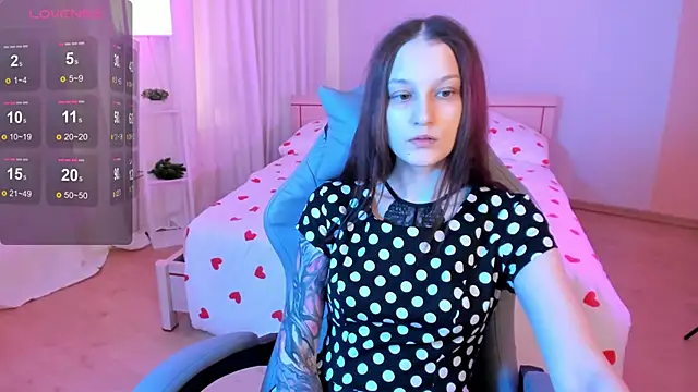 KrisDoeil online show from April 5, 2026, 2:20 am